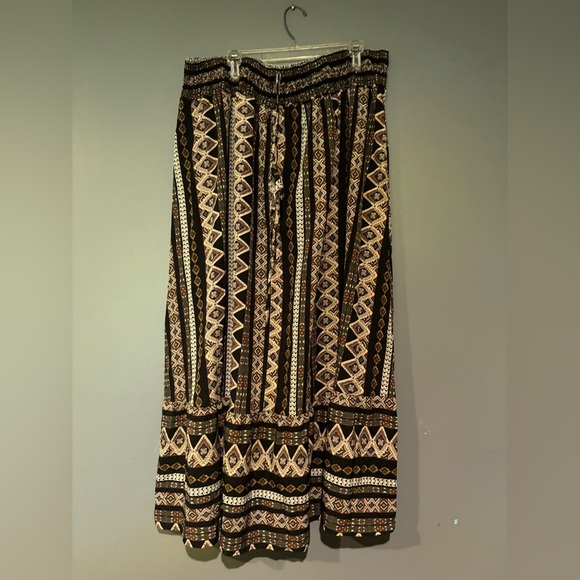 SHEIN Black and White A-line Maxi Skirt Pleated Casual - Picture 7 of 8